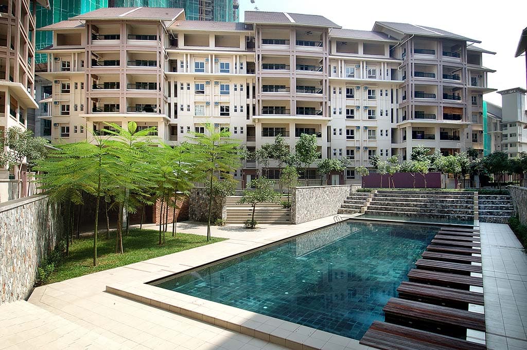 Seri Maya Condominium: the pool